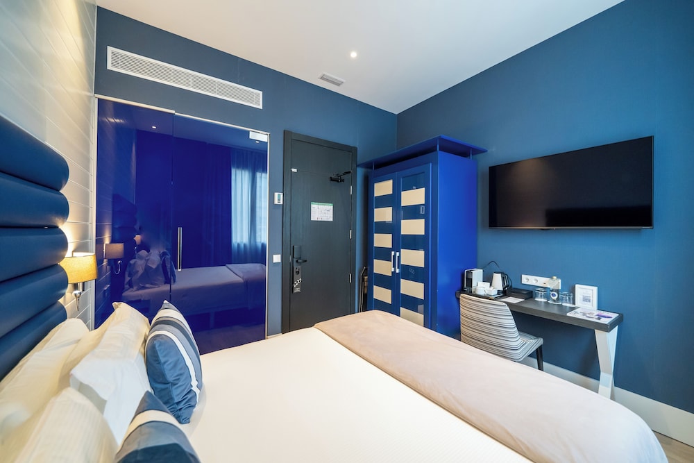 Basic Double Room (Basic Tiny) - Photo 3