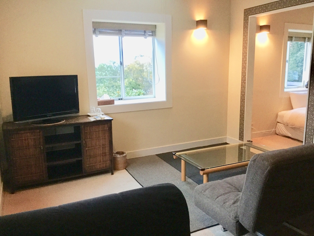 Deluxe Western Style Room, Pet Allowed photo 1
