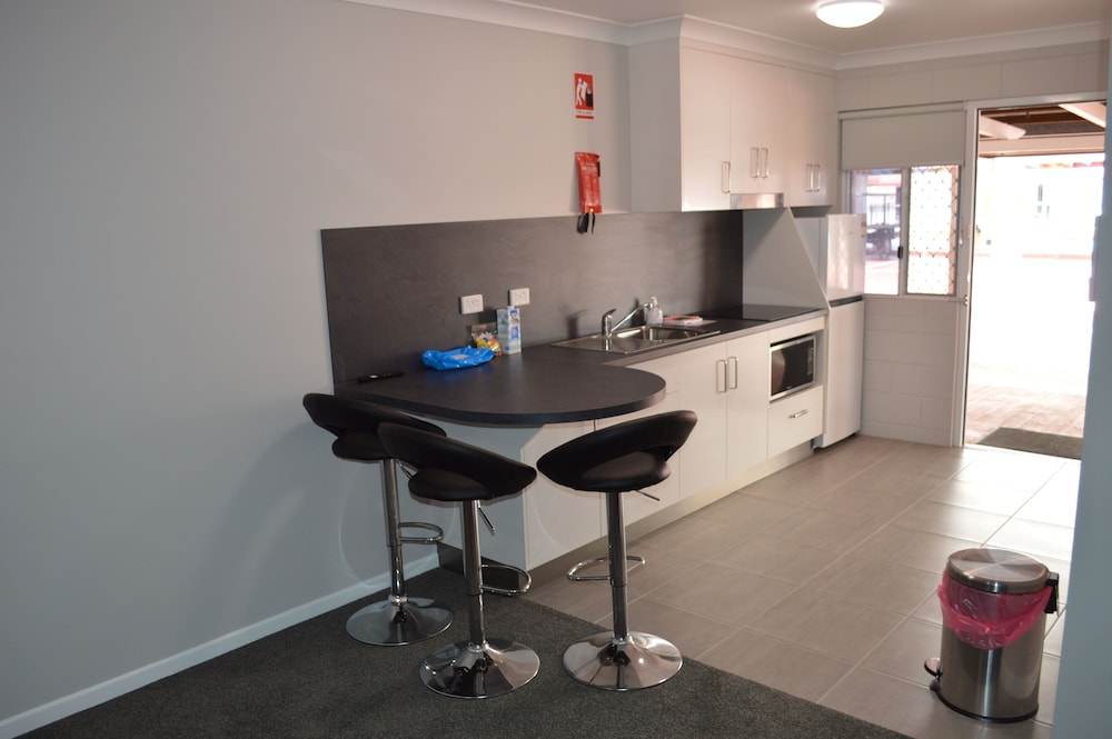 X Kitchenette, Non Smoking (Family) photo 2