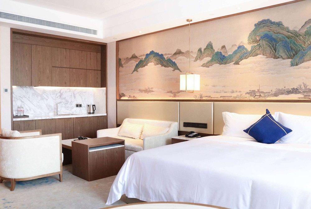 Business Room, 1 Twin Bed, Smoking (Deluxe)
