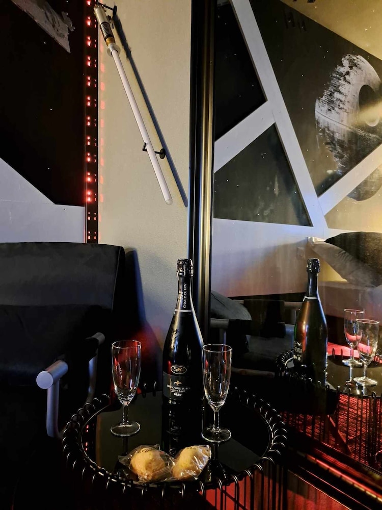 Signature Room photo 3