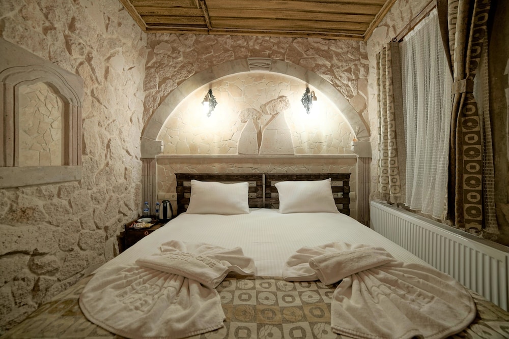 Standard Double Room (Stone) - Photo 6