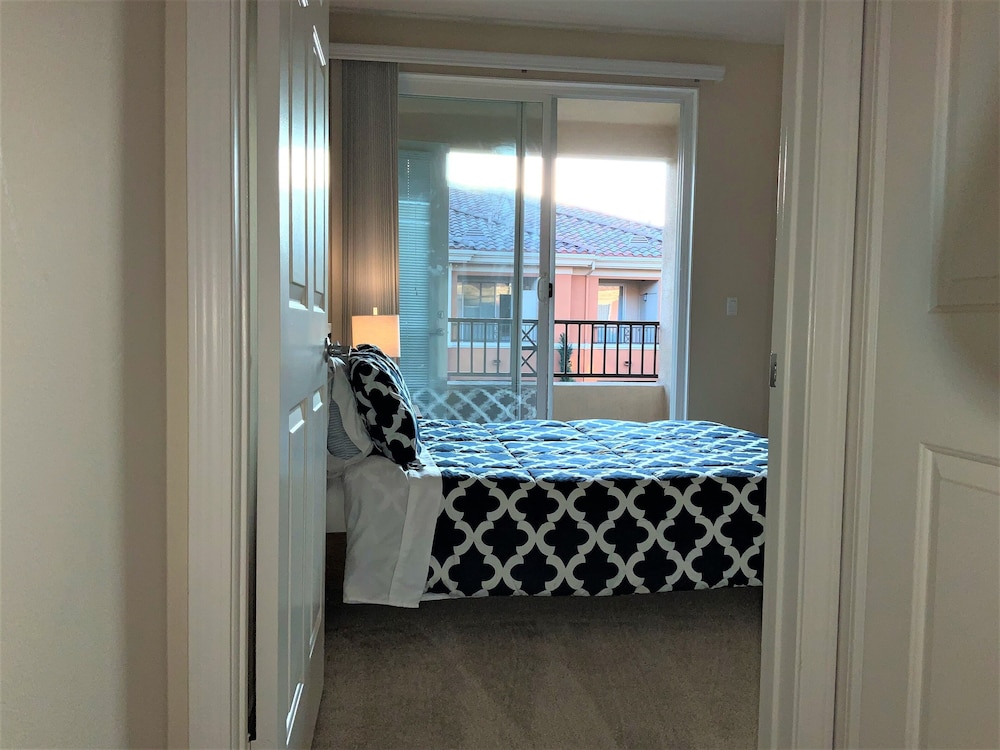 Premium Apartment, 2 Bedrooms photo 3