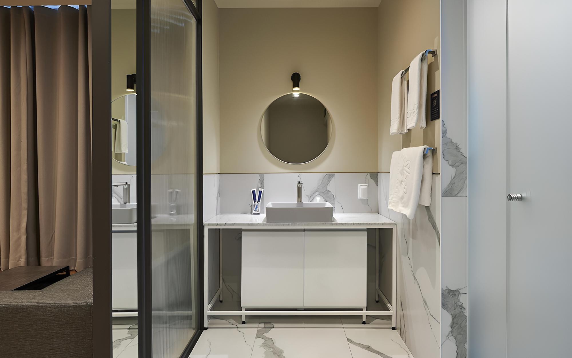 Room (VIP Spa Twin - Mixed Gender Not Avail) - Photo 3