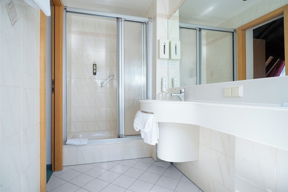 Standard Triple Room photo 3