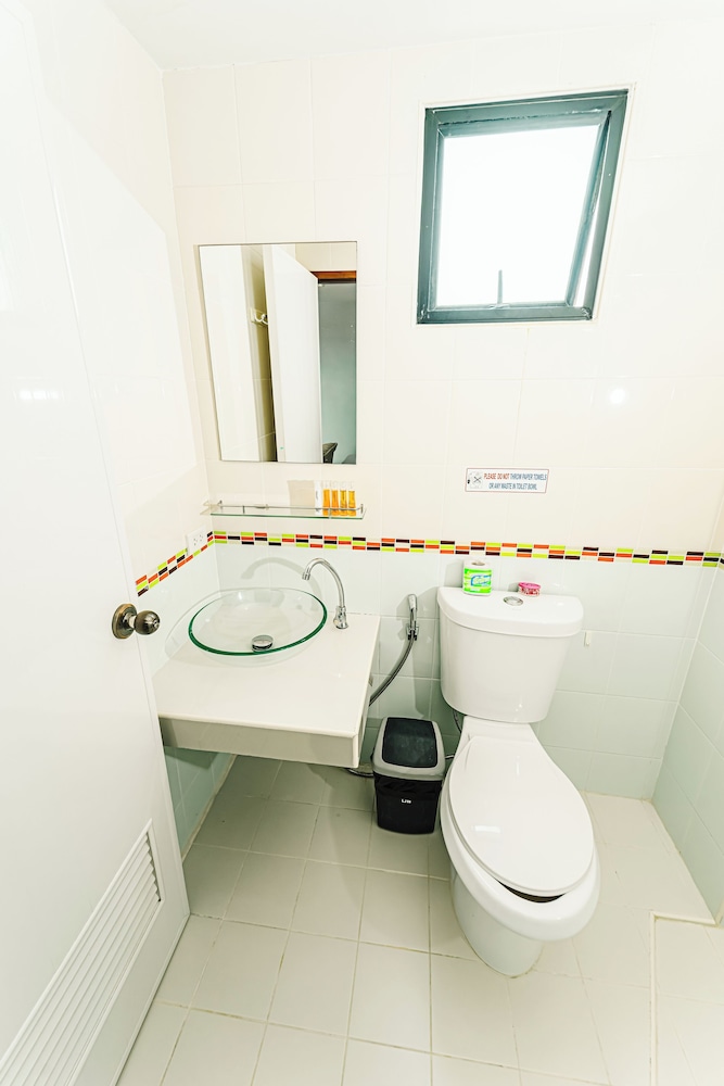Standard Double or Twin Room photo 3