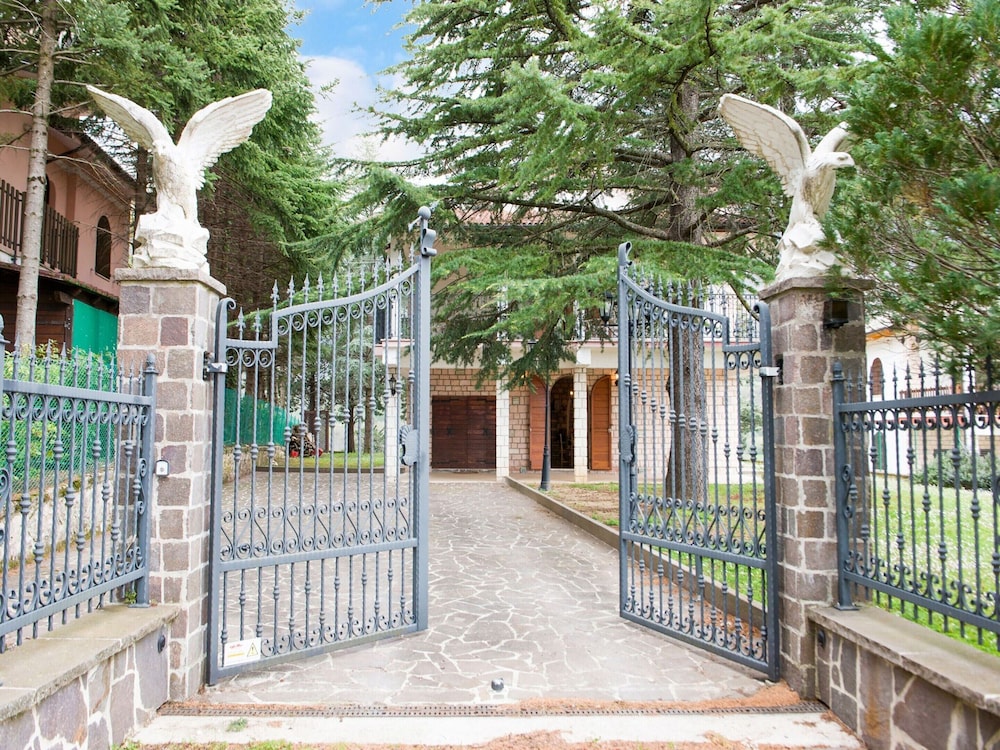 House photo 2
