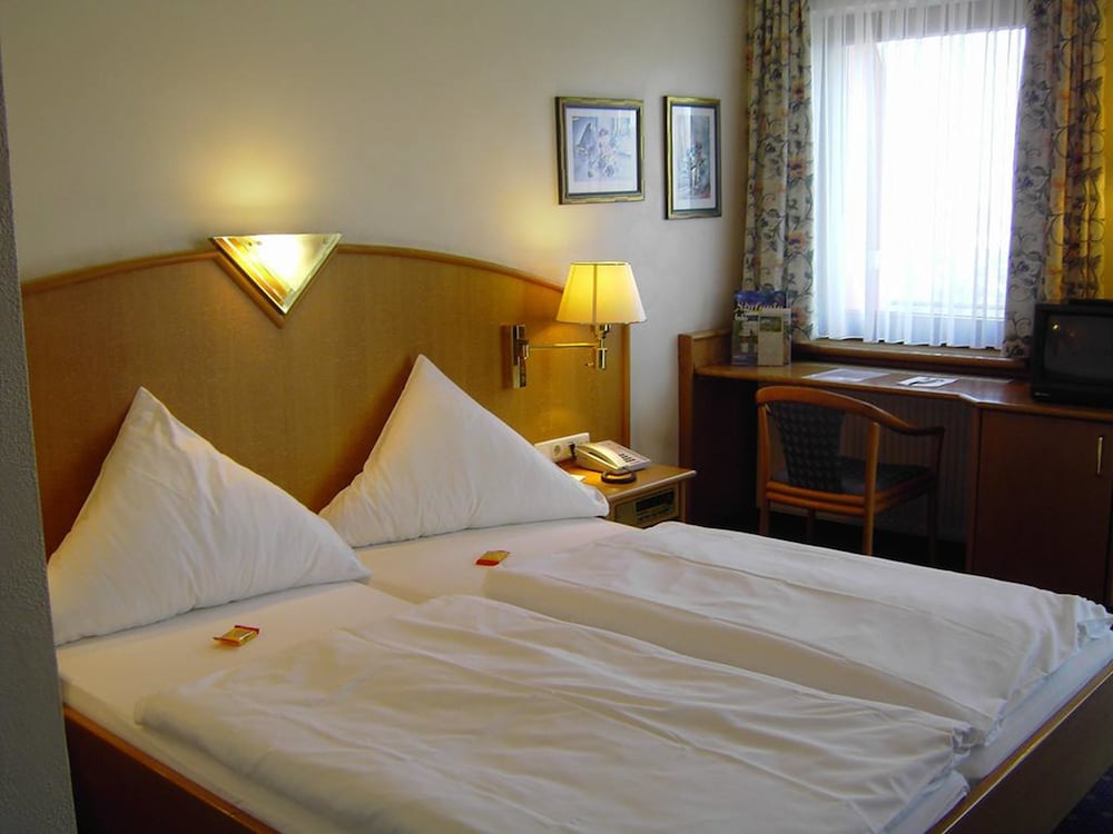 Double Room - Photo 2