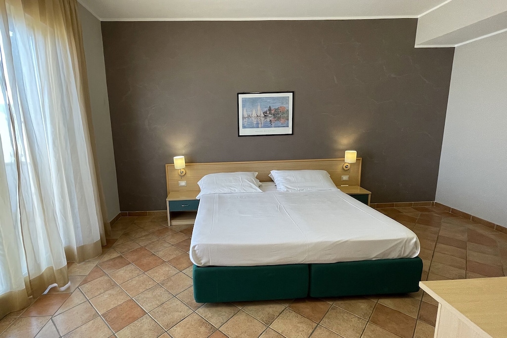 Superior Double Or Twin Room, Terrace, Sea View photo 1