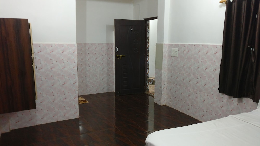 Standard Room photo 3