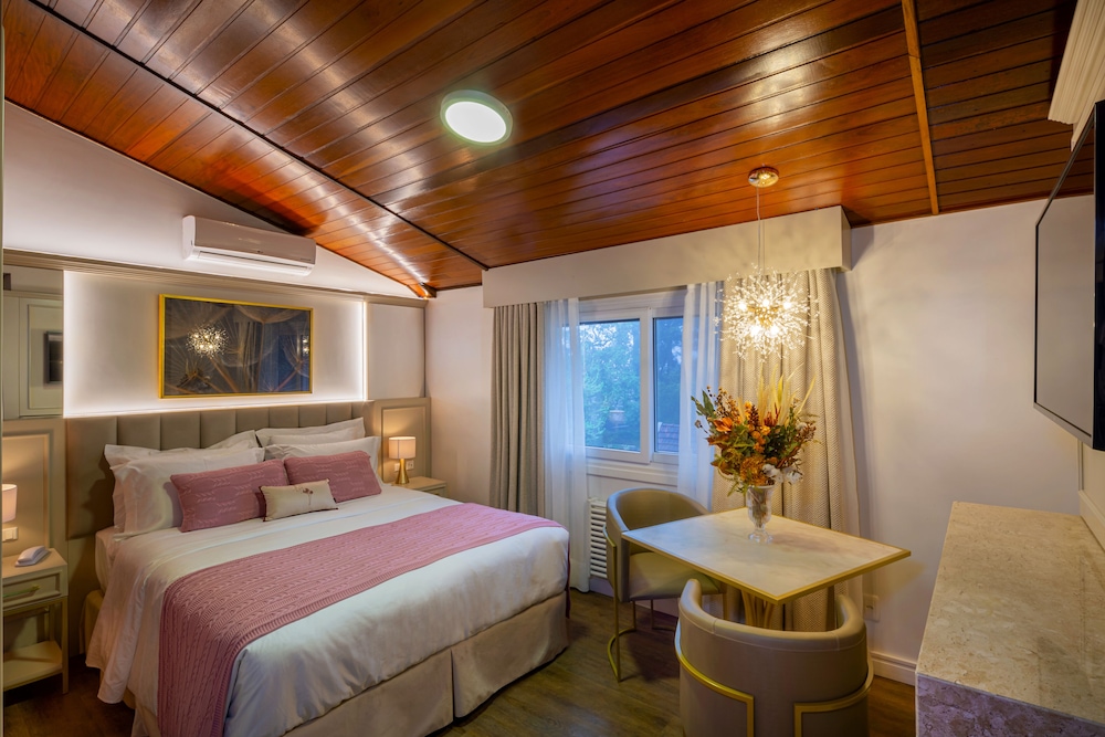 Exclusive Room
