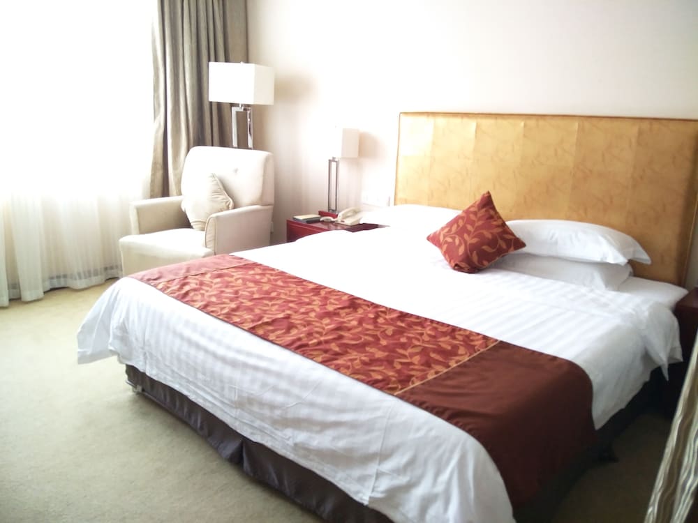 Superior King Room photo 2