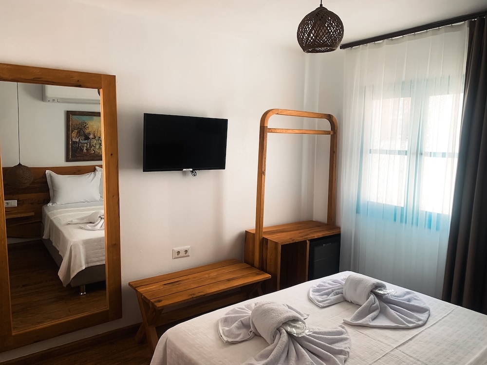 Standard Room, City View photo 3