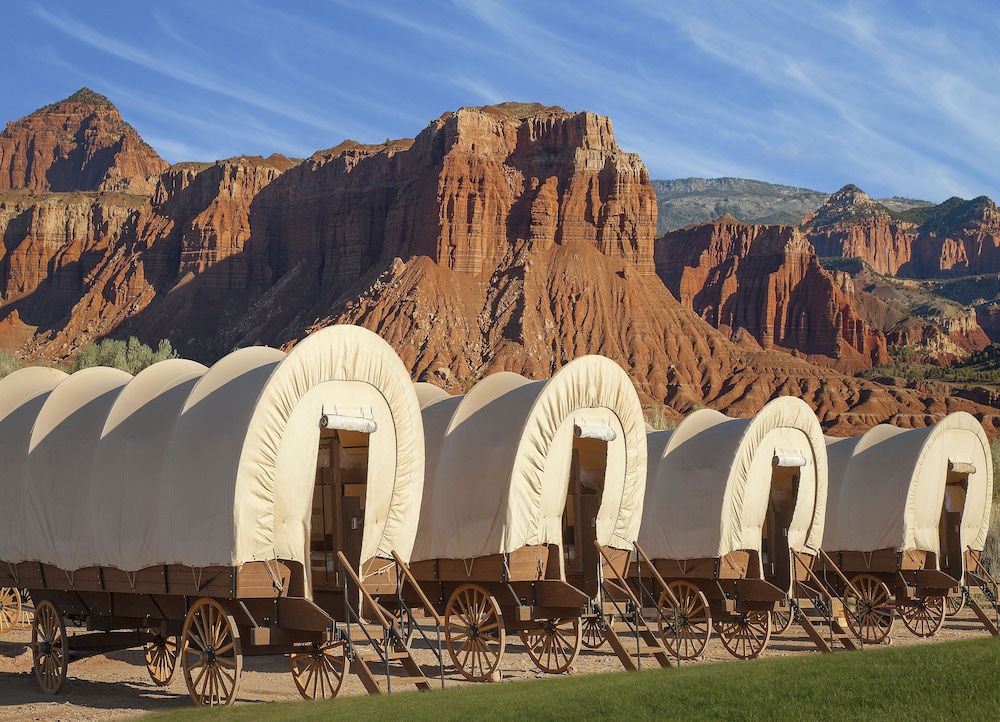Conestoga Wagon photo 2
