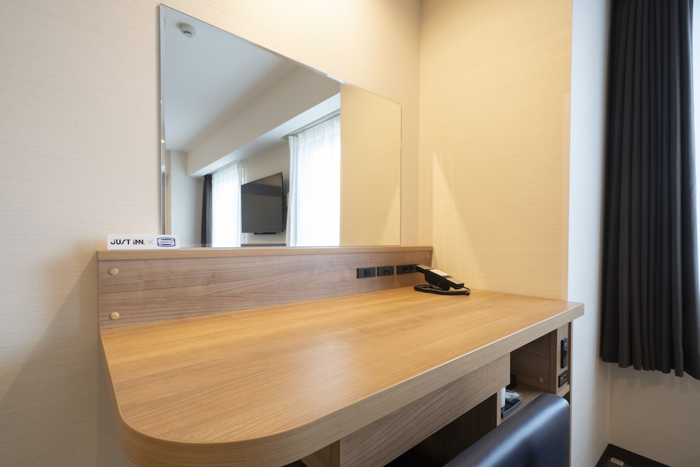 Standard Twin Room - Photo 4