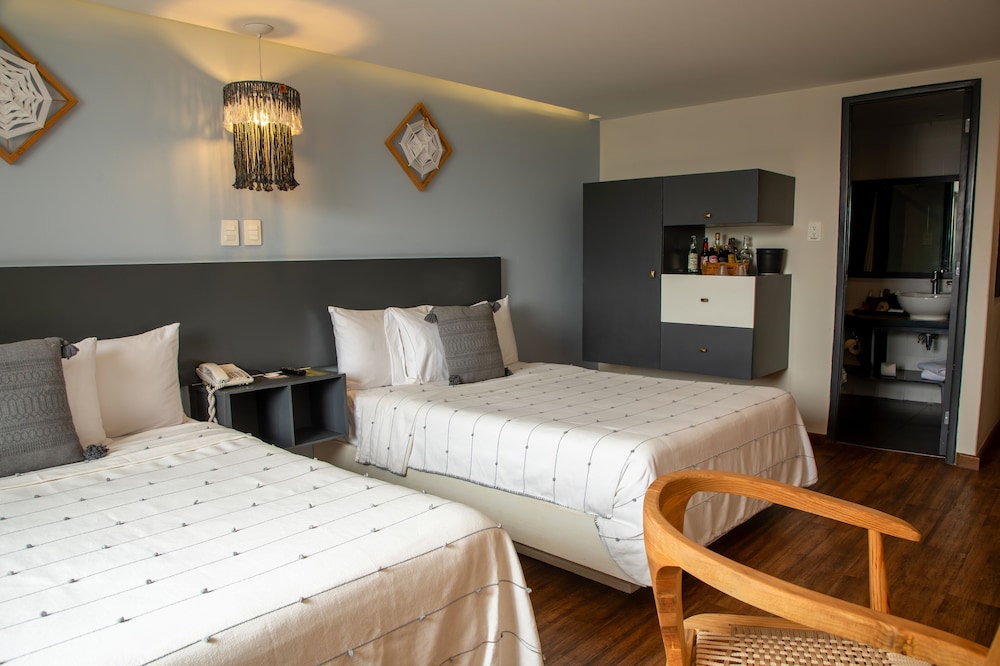 Double Suite - Photo 6