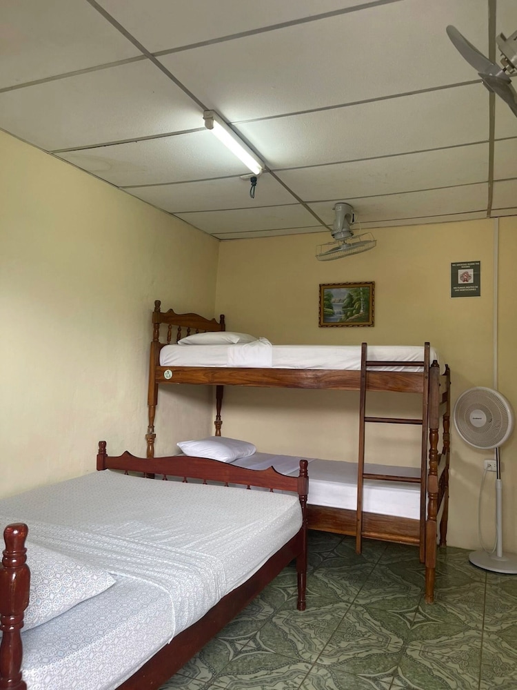 Basic Quadruple Room, 1 Bedroom, Courtyard View photo 2