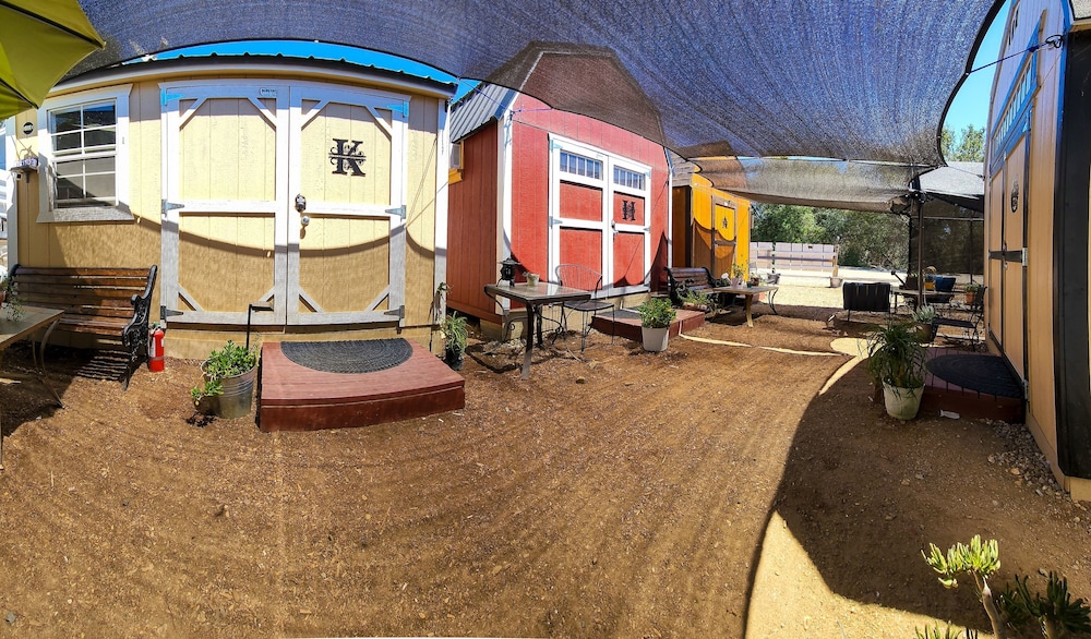 Economy Cabin photo 3