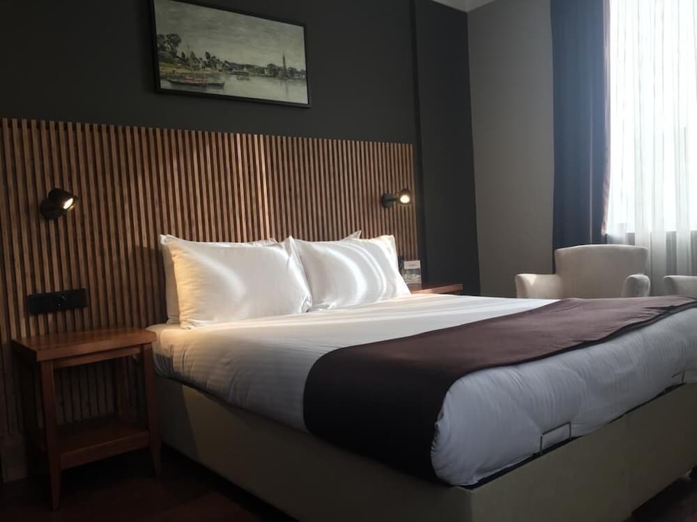 Standard Double Room Single Use photo 2