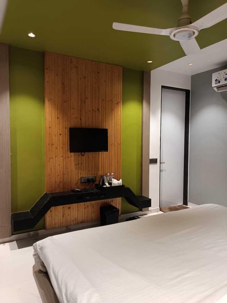 Superior Room - Photo 11