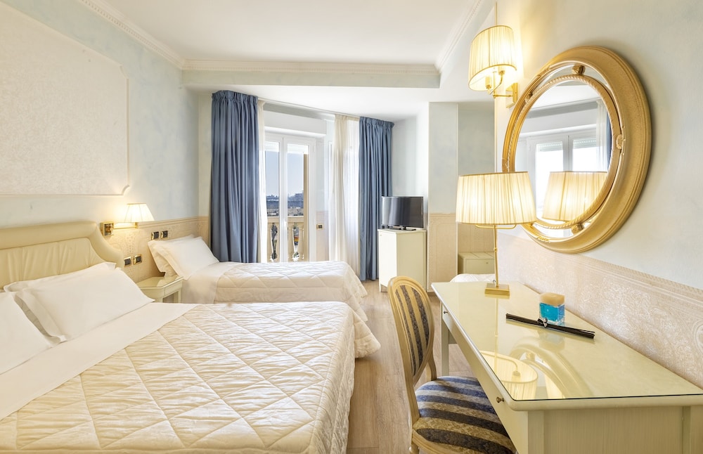 Quadruple Room photo 2
