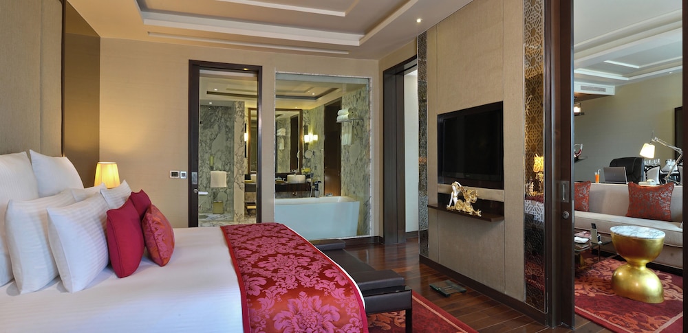 Presidential Suite photo 2