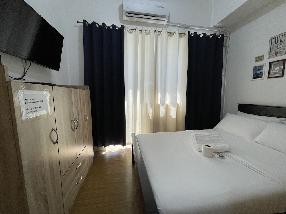 Comfort Condo, 1 Bedroom, Pool View photo 1