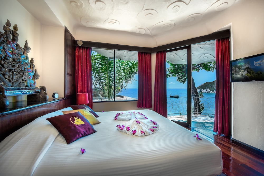 Deluxe Suite Pavilion - Photo 3