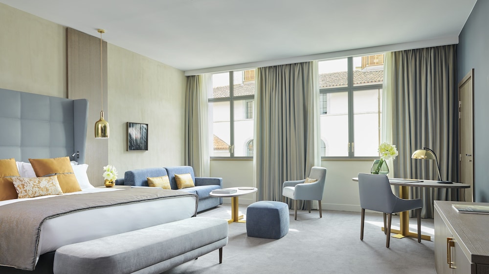 Classic Room, 1 King Bed, Accessible, Garden View - Photo 1