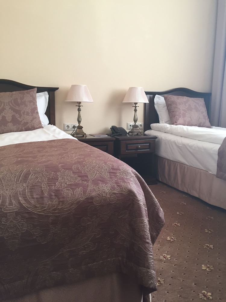 Standard Twin Room, 2 Twin Beds, Non Smoking photo 3