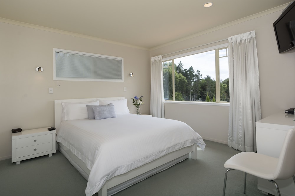 Premium Room, 1 Queen Bed, Ensuite photo 1