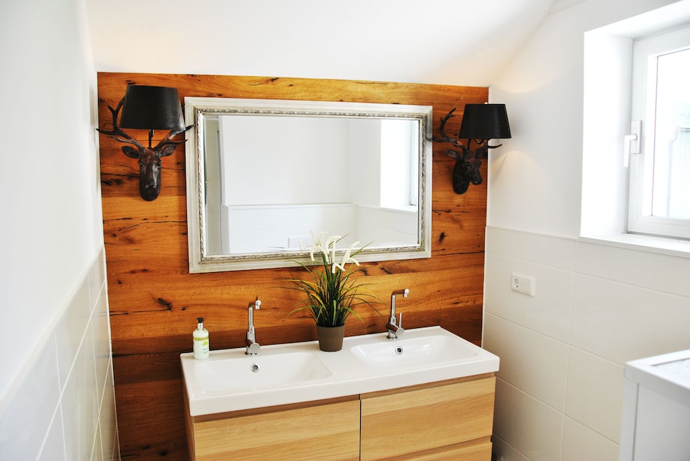 Exclusive Apartment, 3 Bedrooms, Garden Area photo 1