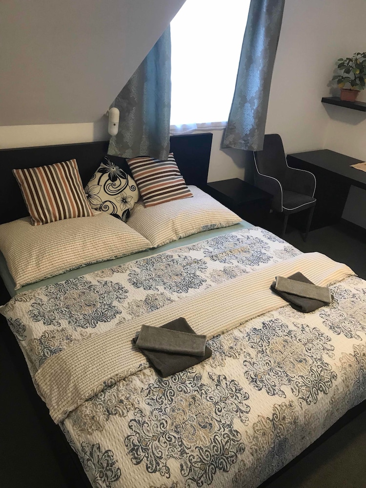 Room, 1 Bedroom, Non Smoking, Mountain View photo 2