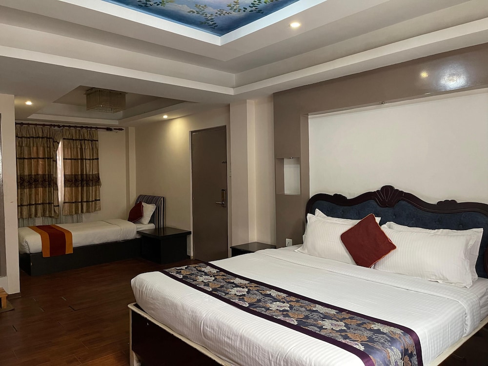 Deluxe Double Room - Photo 1
