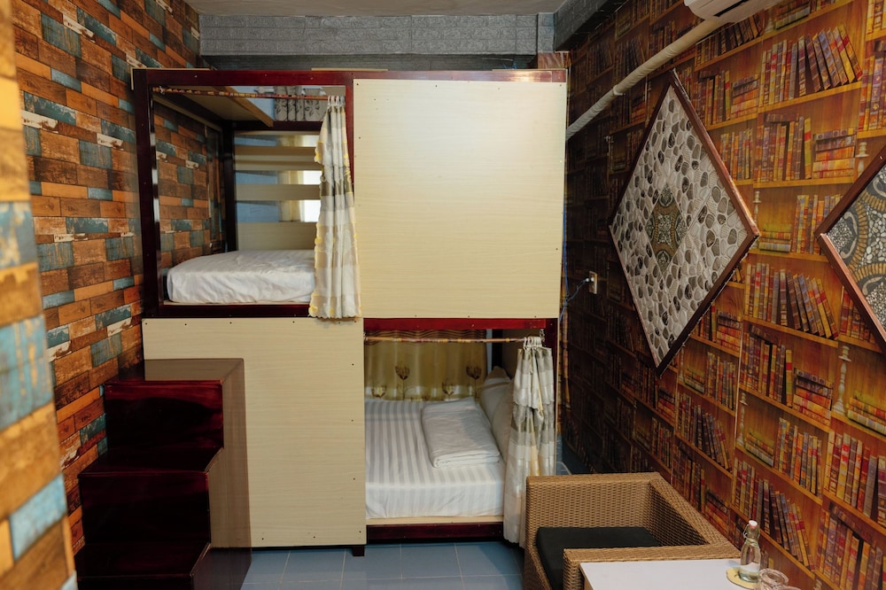 Double bed room with Outside bathroom photo 1