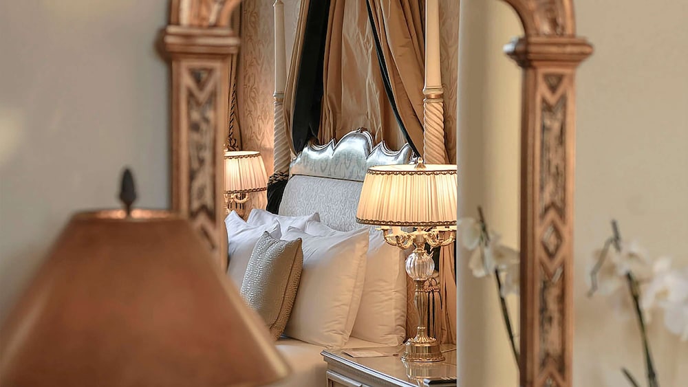 Two Bedroom Suite (Non Smoking)