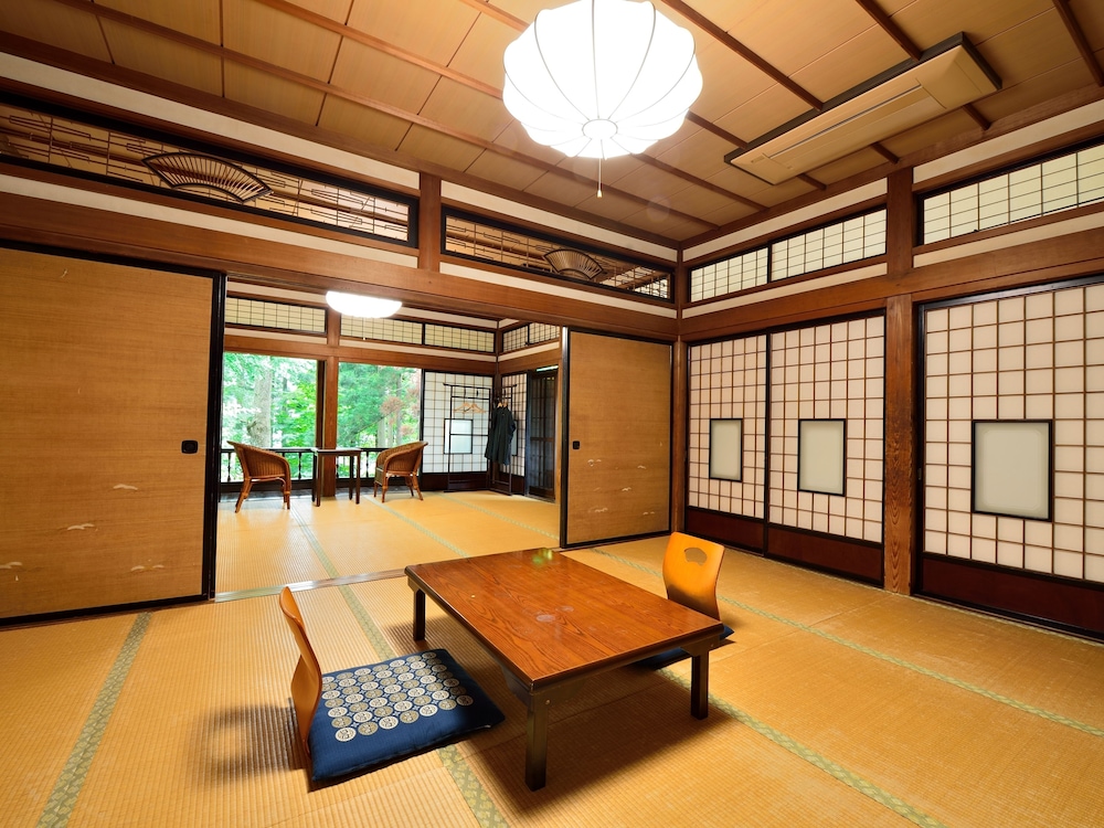 Japanese Style Room, 20 Tatami Mats photo 1
