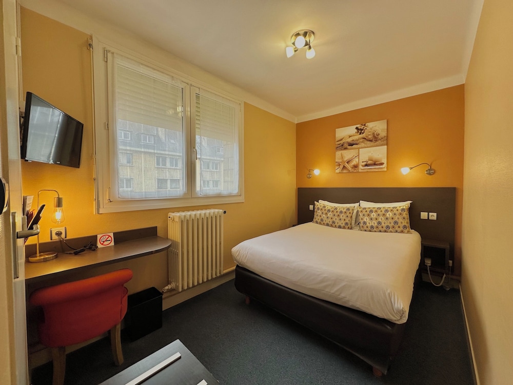 Standard Room photo 3