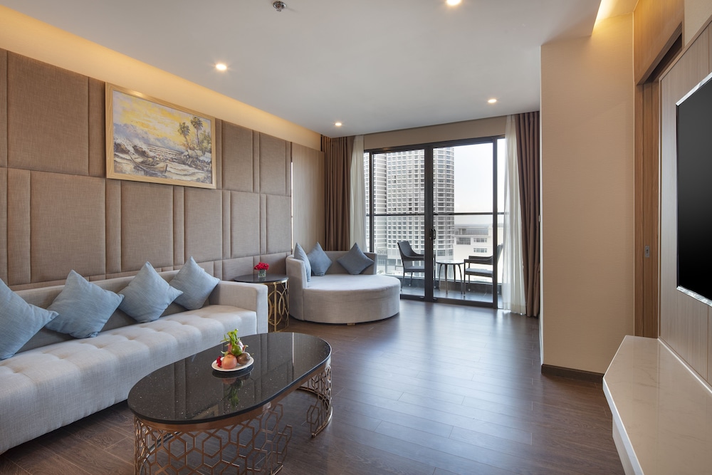 Executive Suite, Balcony - Photo 11
