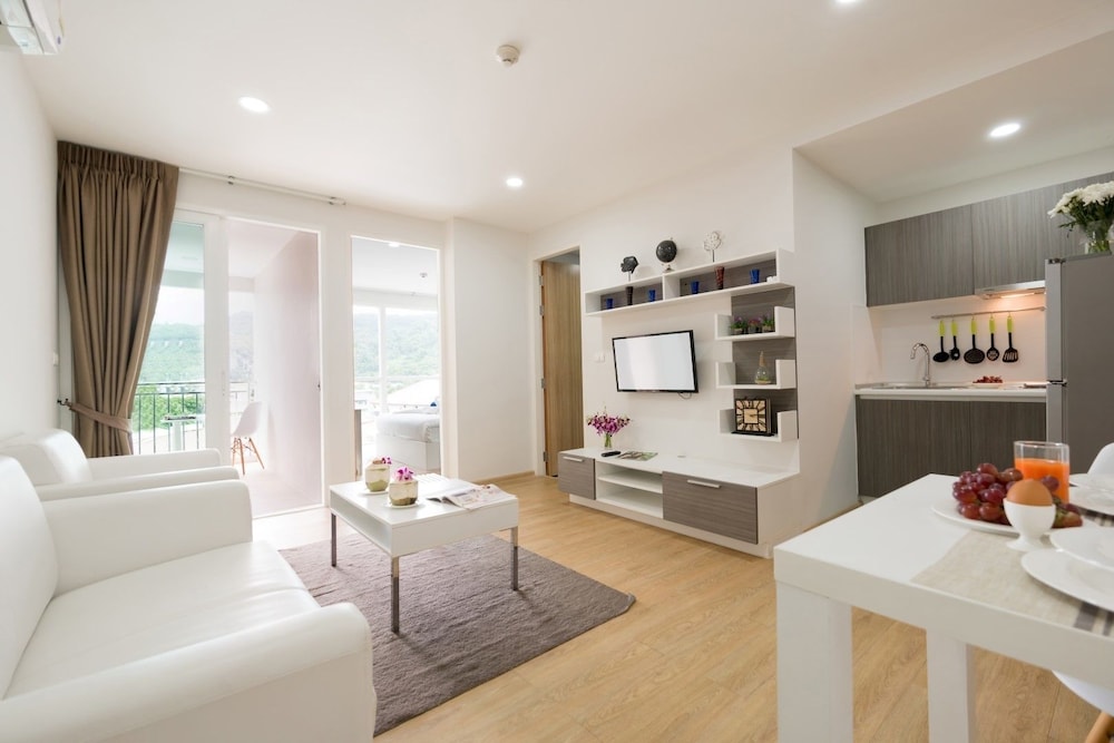 Superior Apartment, 1 Bedroom, Balcony photo 1