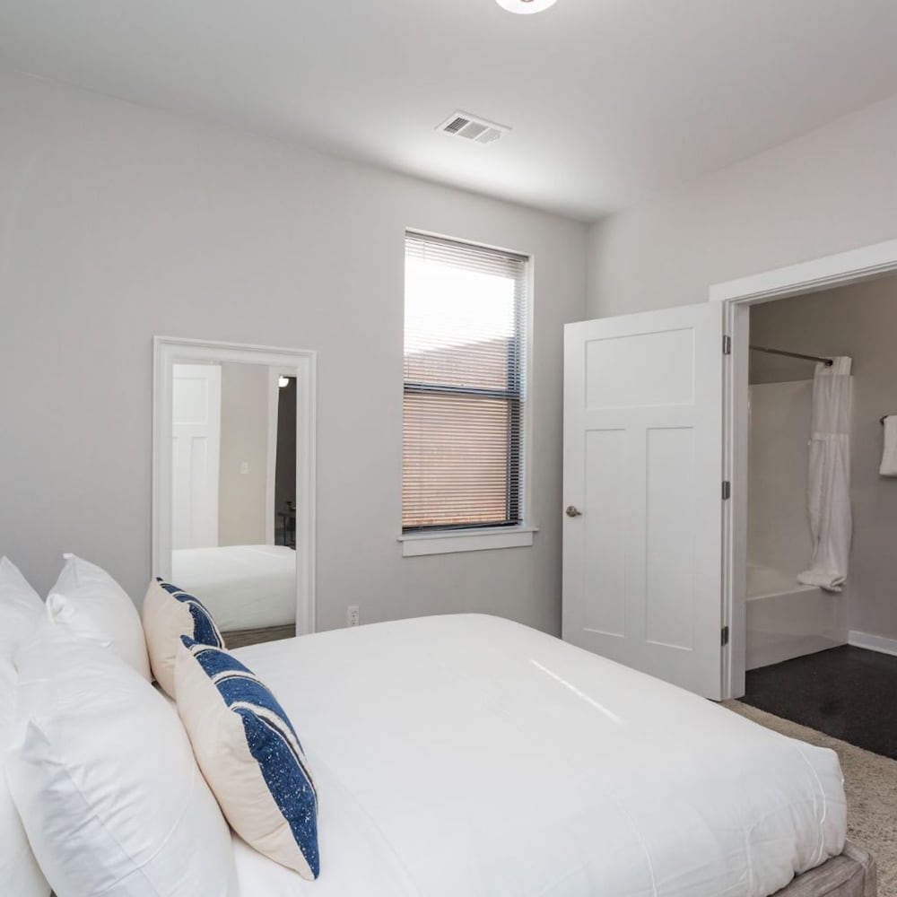 Cozysuites Music Row Spacious 1BR Free Parking 26, Bild 36