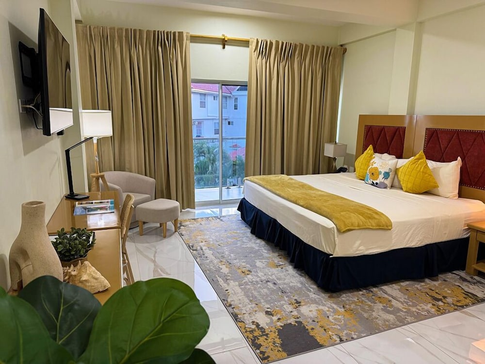 Classic Deluxe Ocean View