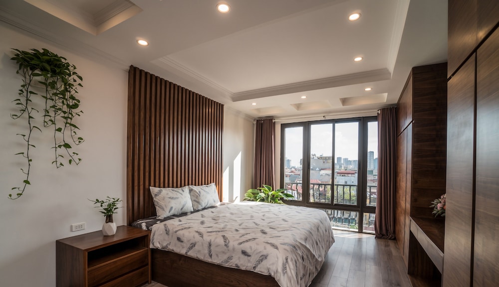 Panoramic Penthouse