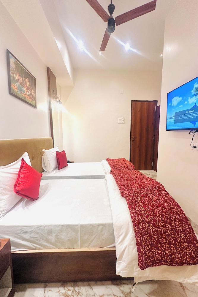 Deluxe Twin Room - Photo 6