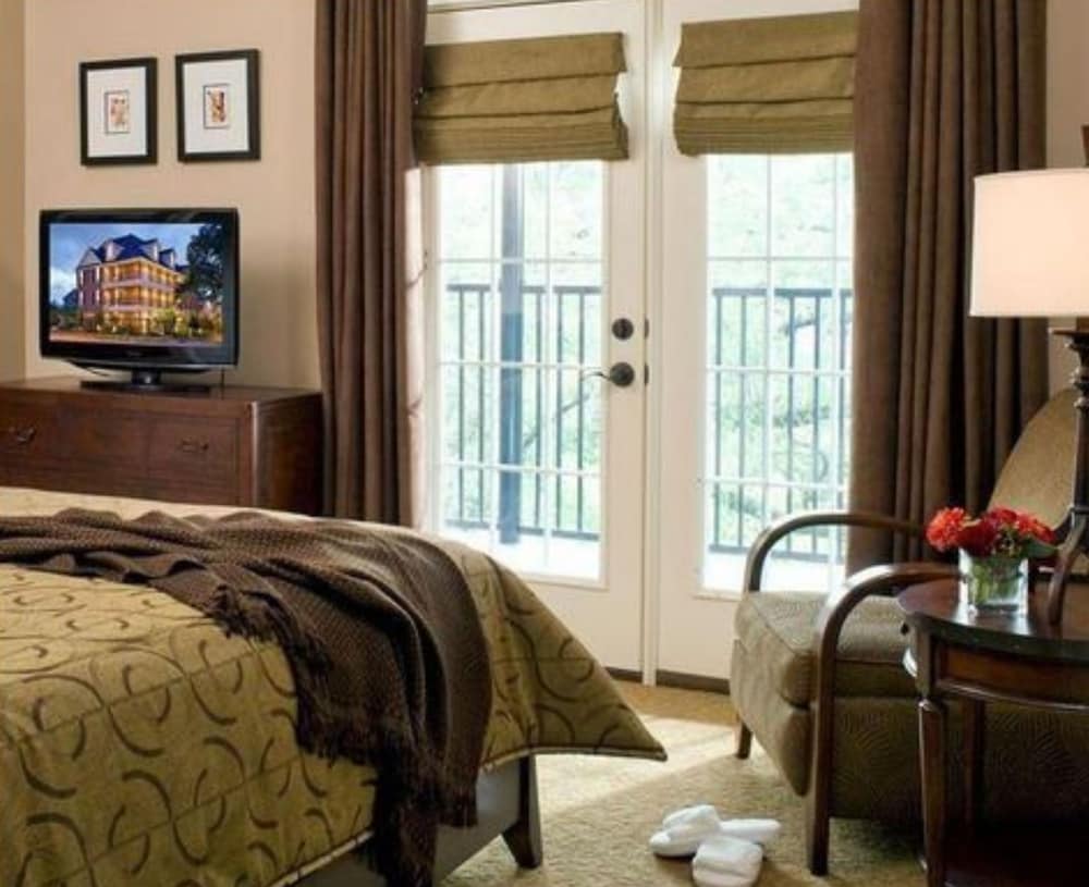 Room, Private Bathroom (Room 302)