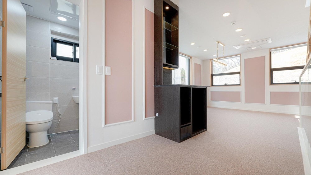 Basic Room, 2 Bedrooms (Room-6 (River View))