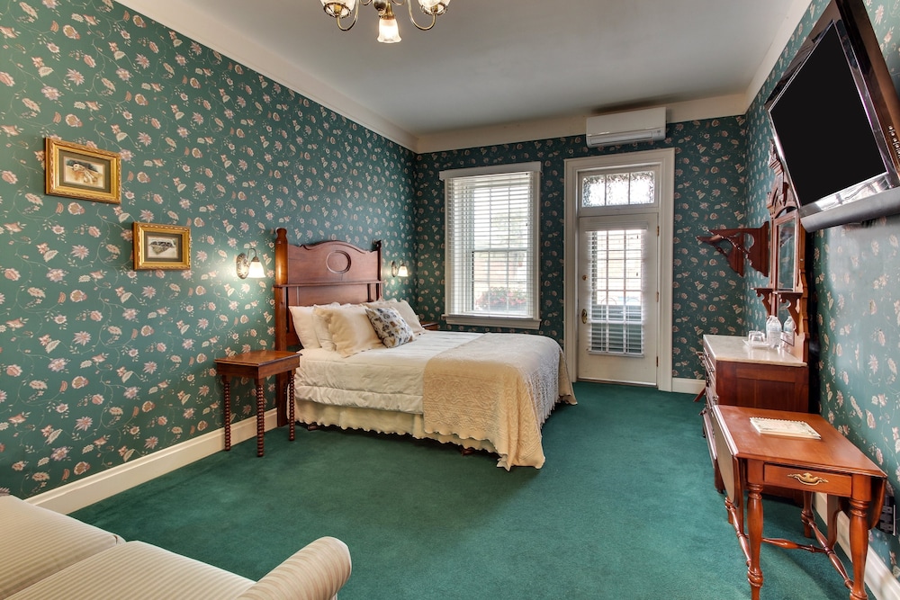 Single Room, Courtyard View photo 2