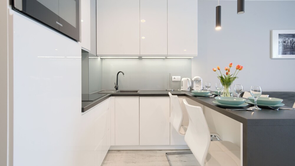 Apartment (27A) photo 3