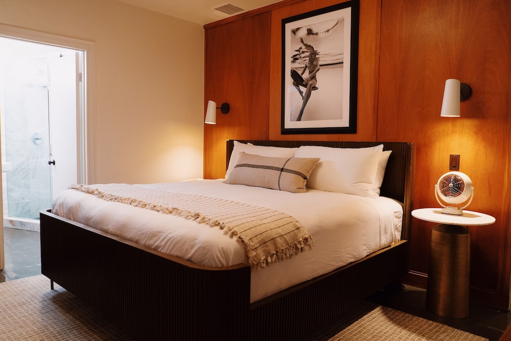 Room (Continental) photo 3