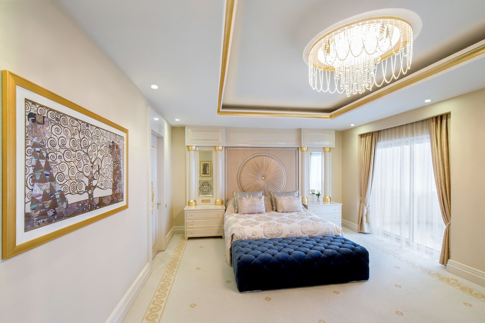 King Suite photo 3